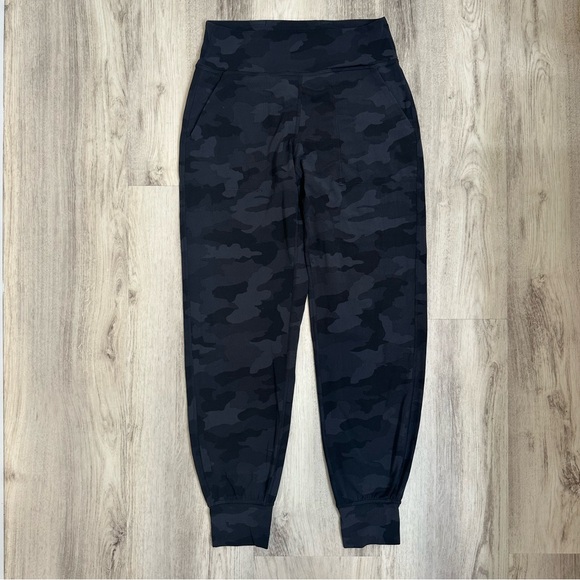 lululemon athletica Pants - Lululemon Align Jogger 28" Black Camo Size 6
